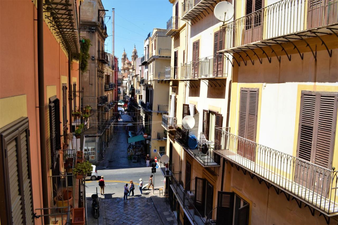 Via Zara Hostel Palermo Luaran gambar